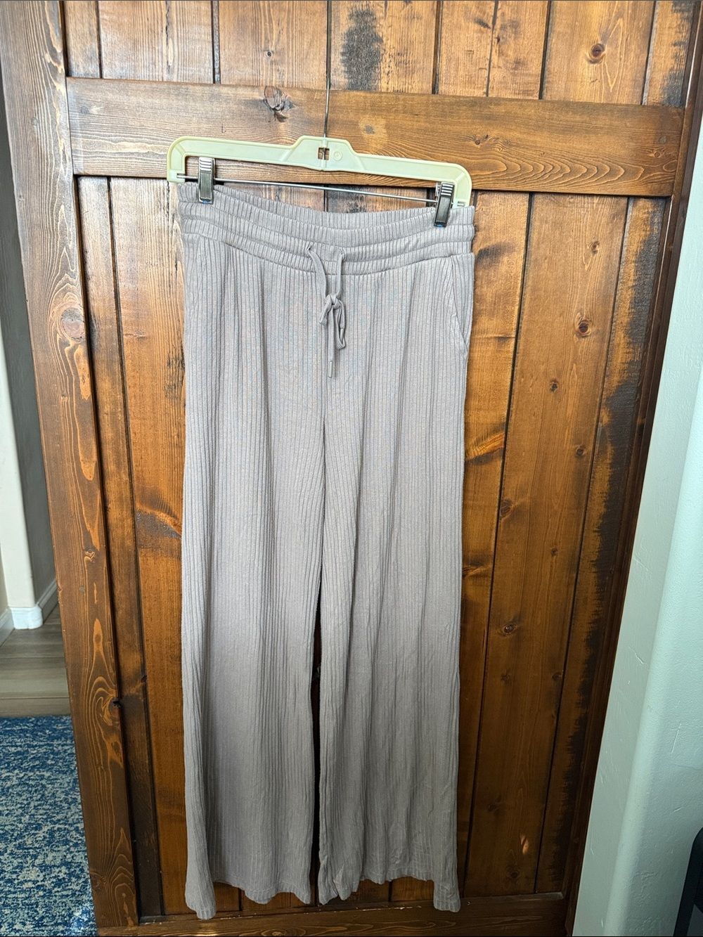 Beyond Yoga Women's Well Traveled Wide Leg Pants, Birch, Size M